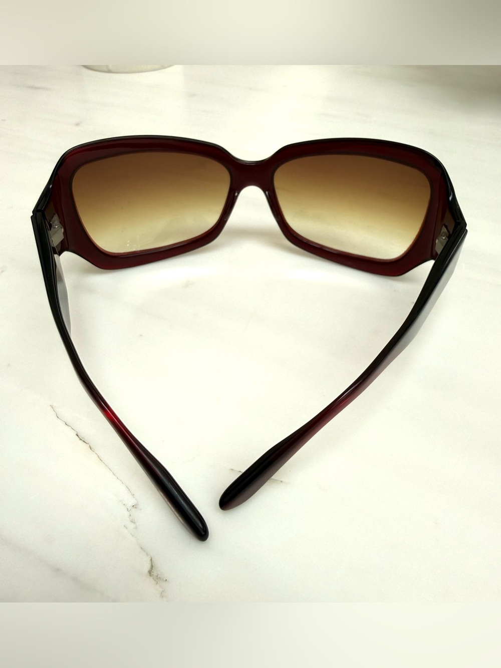 Oliver Peoples Oversized Burgundy Frame Sunglasses with Brown Gradient Lenses - Picture 4 of 6